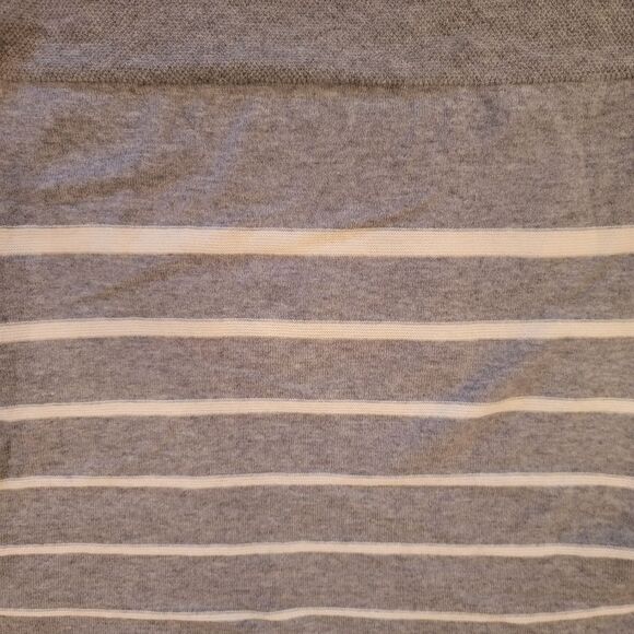 C&C California sweater size XS - Picture 2 of 4